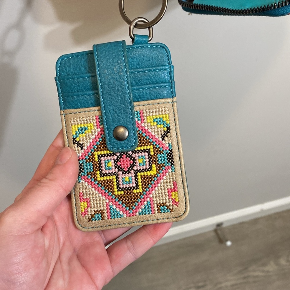 Wrangler Blue and Brown Southwestern Tote Bag, purse, and wallet set(Best offer) - Picture 16 of 16
